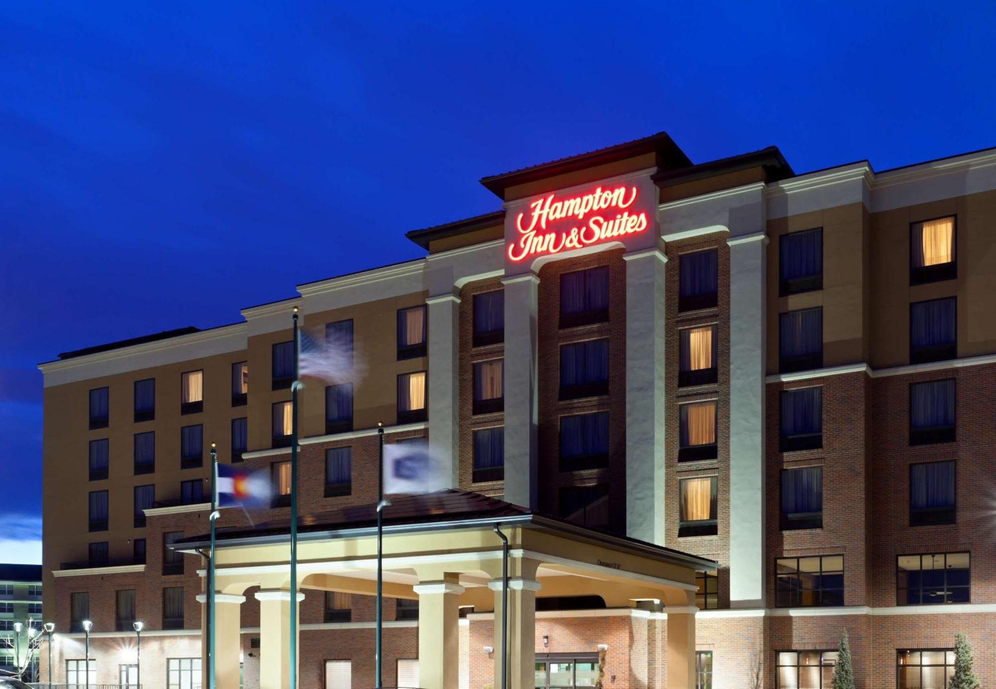 Hampton Inn & Suites Denver Airport / Gateway Park Aurora Exterior foto